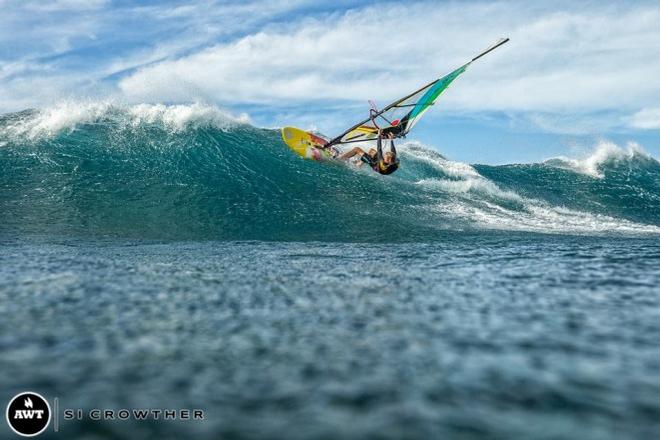 Duncan Coombs making use of some Goya gear - 2015 NoveNove Maui Aloha Classic © American Windsurfing Tour / Sicrowther